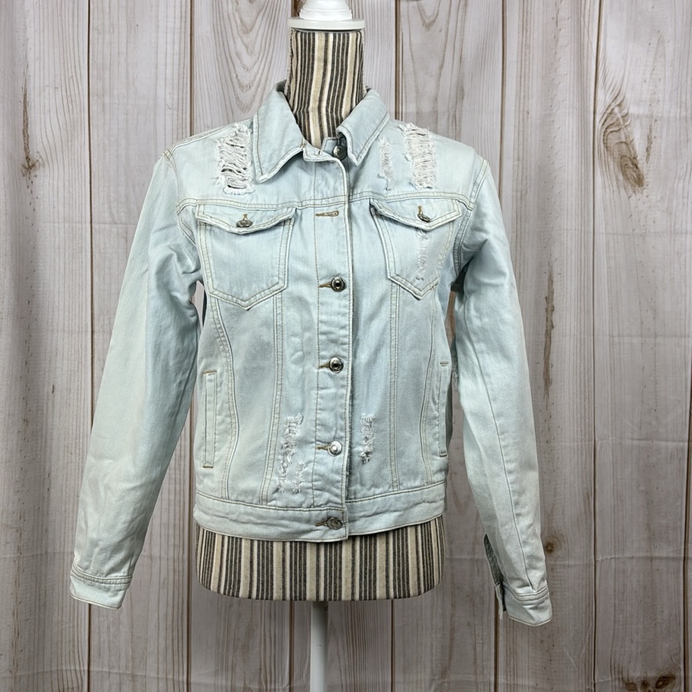 Forever 21 Denim Jacket Distressed Lightweight Trucker Jacket Blue Size Small - Picture 4 of 16